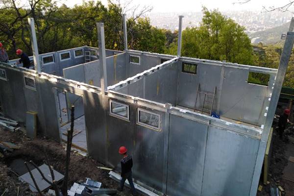 تنصيب الجدران